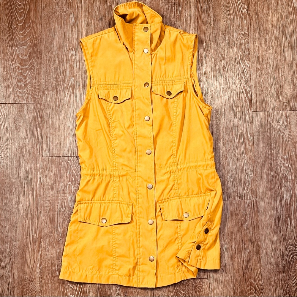 Vanity Mustard Utility Vest Snap Front Cargo Pockets Cinched Waist | Size: S